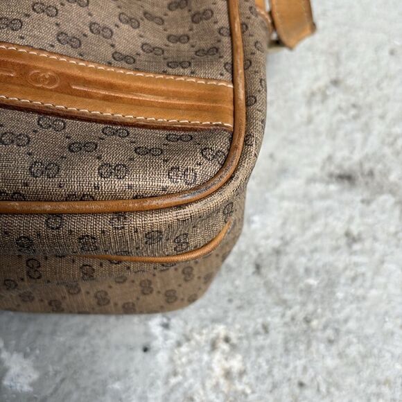 Vintage Gucci Micro GG Crossbdy - Picture 8 of 14